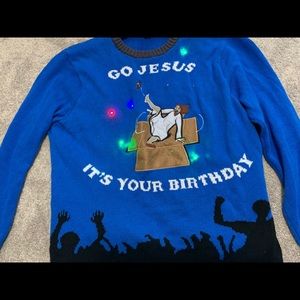 Blizzard Bay ugly Xmas sweater. 10/10.